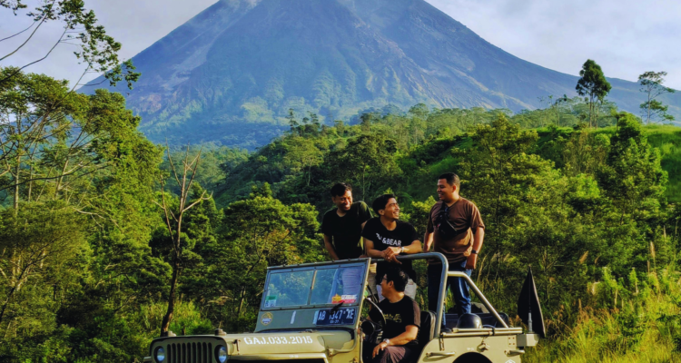 Uganda Safari Tour